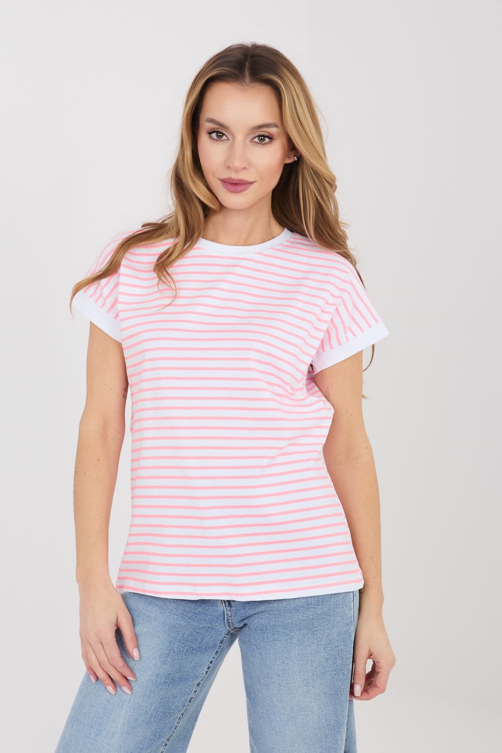 T-shirt model 225457 Relevance