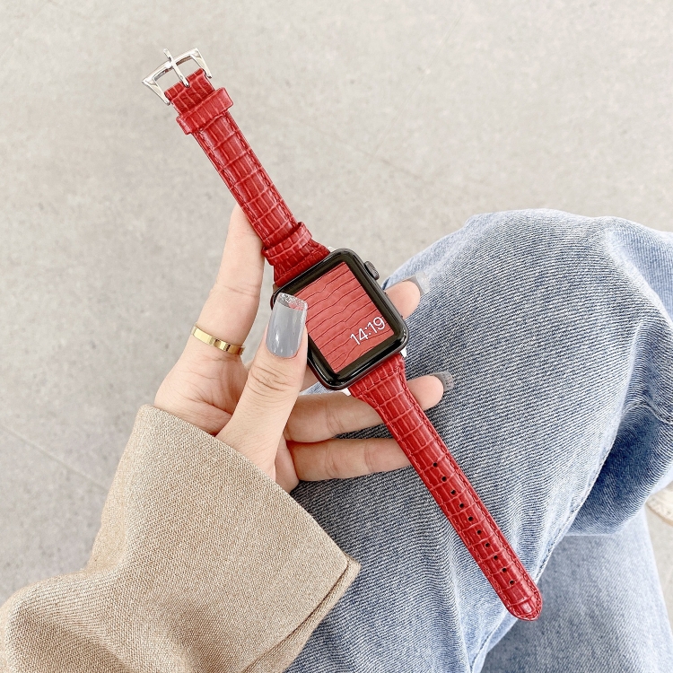 Crocodile Texture Leather Watch Band For Apple Watch Ultra 49mm&Watch Ultra 2 49mm / Series 9&8&7 45mm / SE 3&SE 2&6&SE&5&4 44mm / 3&2&1 42mm(Red)