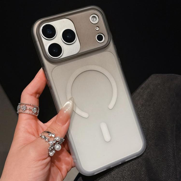 For iPhone 17 Pro Frosted Gradient TPU Magnetic Phone Case(Gray)