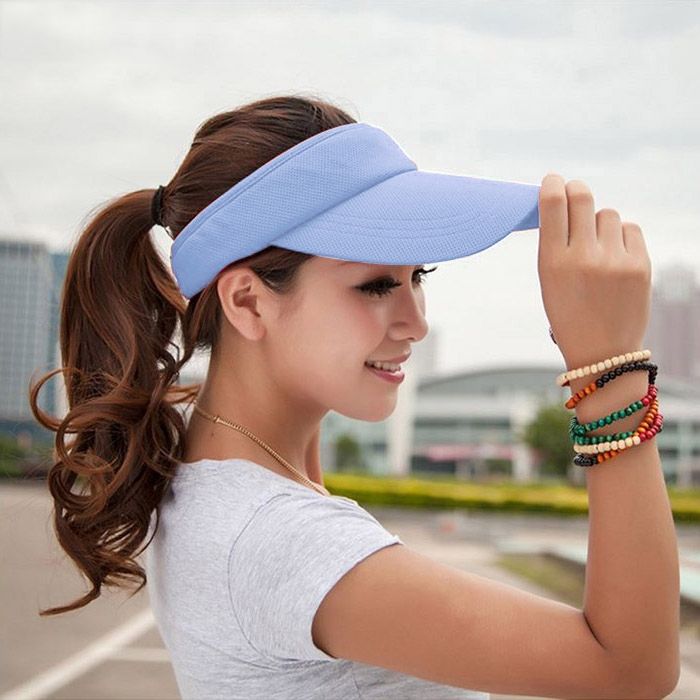 Lightweight and Comfortable Visor Cap for Women in Outdoor Golf Tennis Running Jogging Adjustable Strap (Blue)