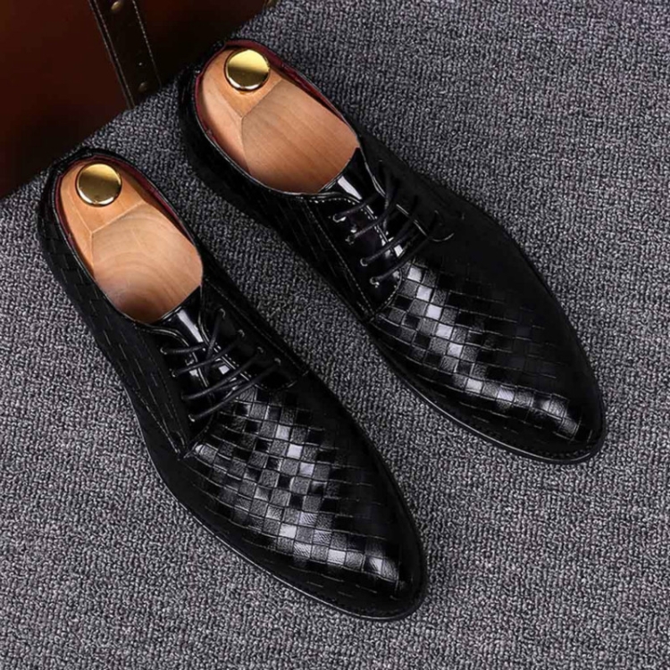 Men Business Dress Shoes Crocodile Leather Shoes Pointed Strips Brock Casual Shoes, Size:46(Black)