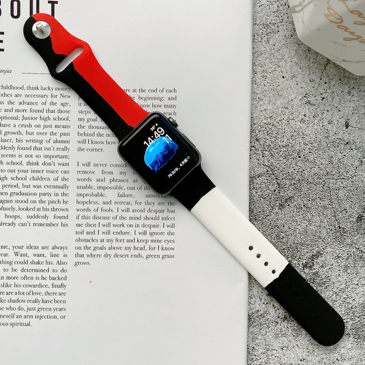Silicone Color Matching Watch Band For Apple Watch Series 7 45mm / 6 & SE & 5 & 4 44mm / 3 & 2 & 1 42mm(Black+Red+White)