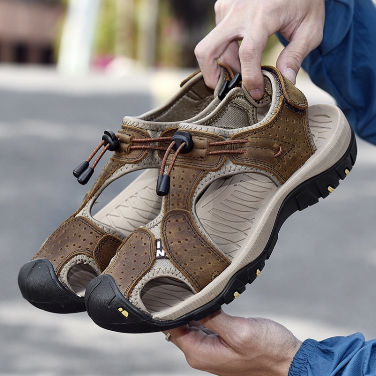 Summer Large Size Men Beach Shoes Leather Breathable Wading Casual Sandals, Size: 46(Dark Brown)