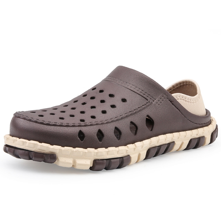 Summer Men Sandals Hollow Slippers Seaside Antiskid Beach Shoes, Size: 45(Brown)