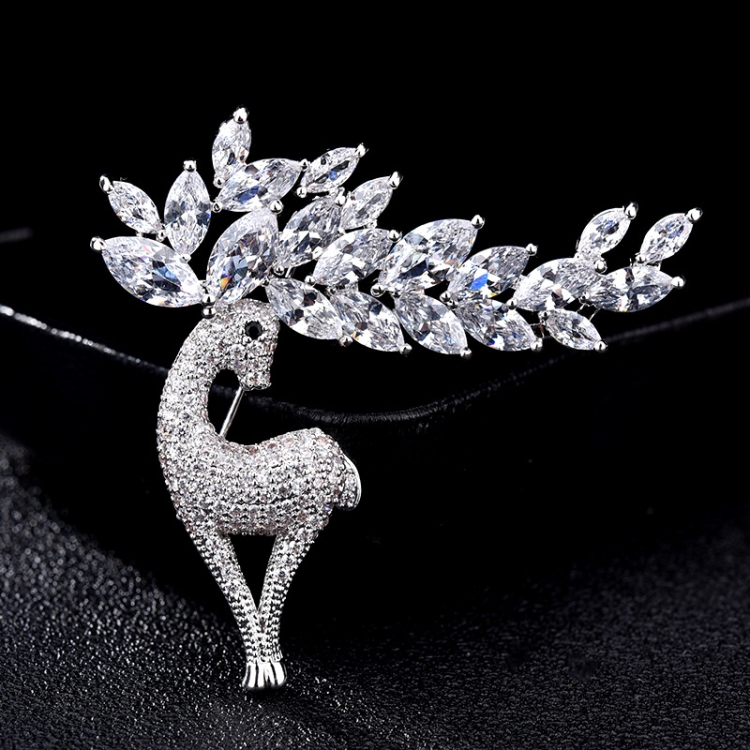 Women Fashion Crystal Zircon Cute Deer Brooch(Silver)